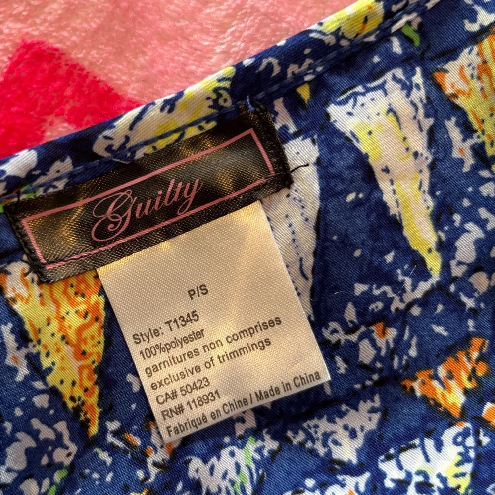 Guilty Geometric Patterned Top - Picture 5 of 5